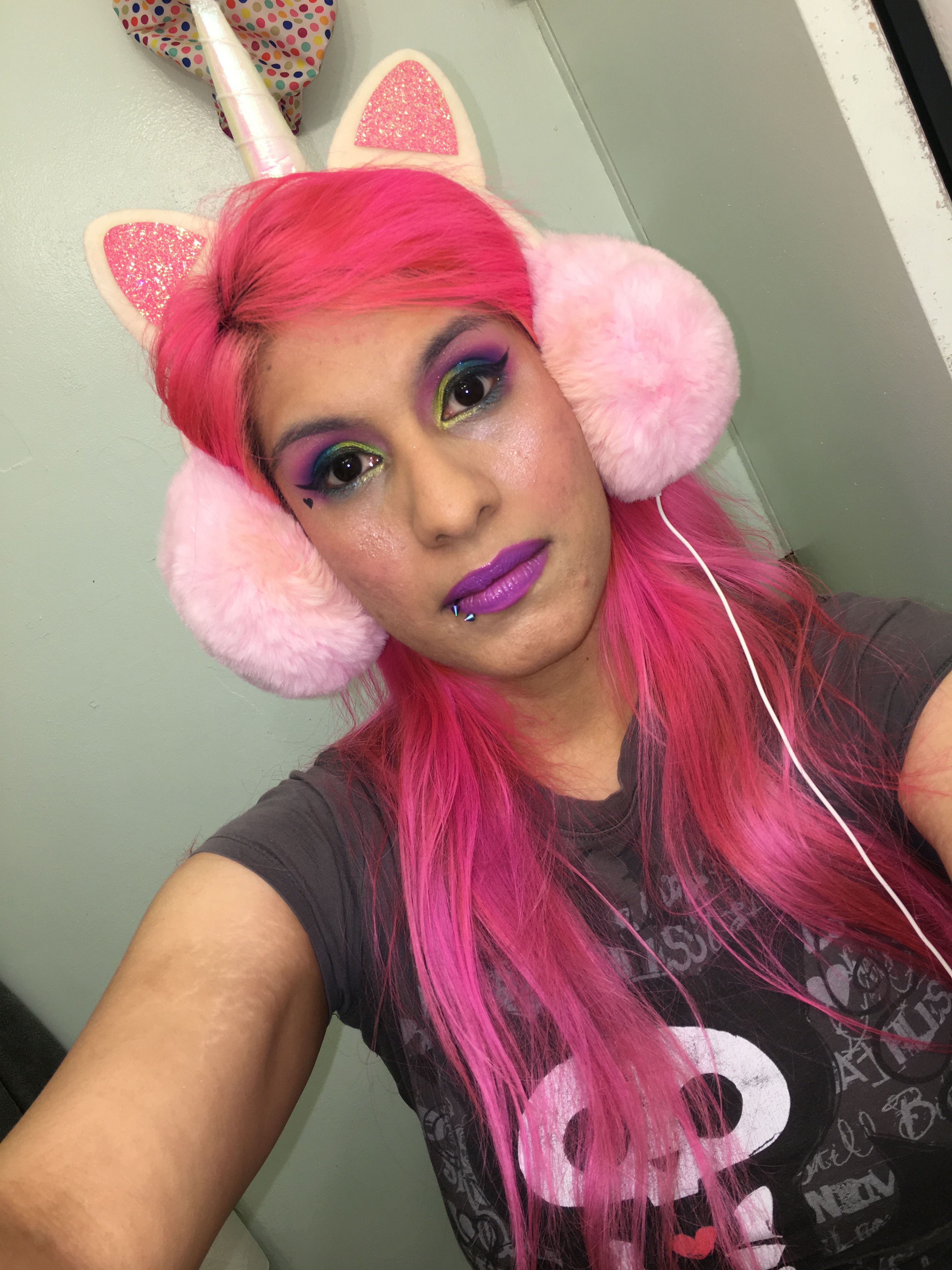 61B7CCA2-FEEC-49F5-9D8E-D0A90594CC74