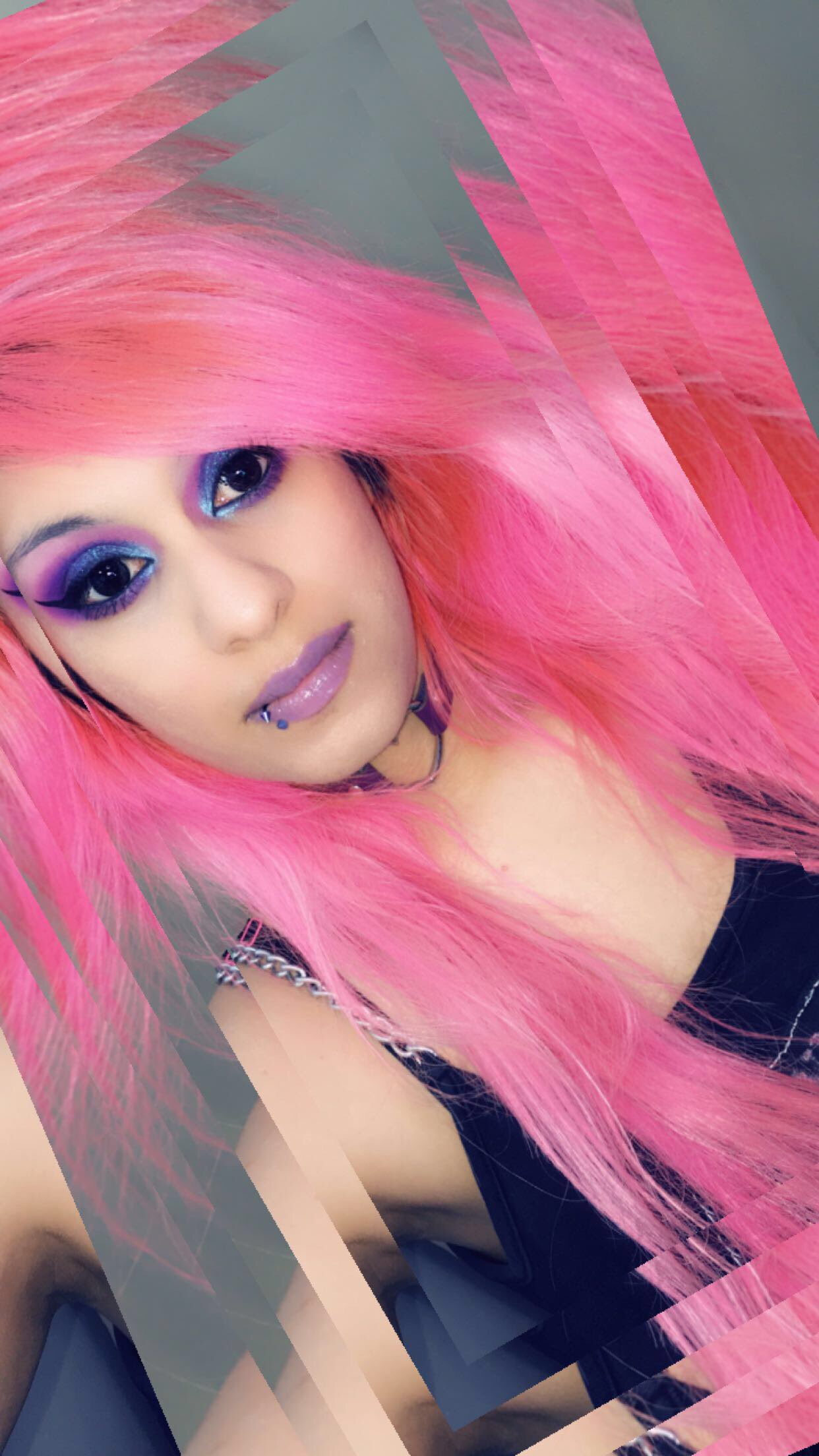 5D987F77-FB54-454D-871F-361A0FD2AEE2