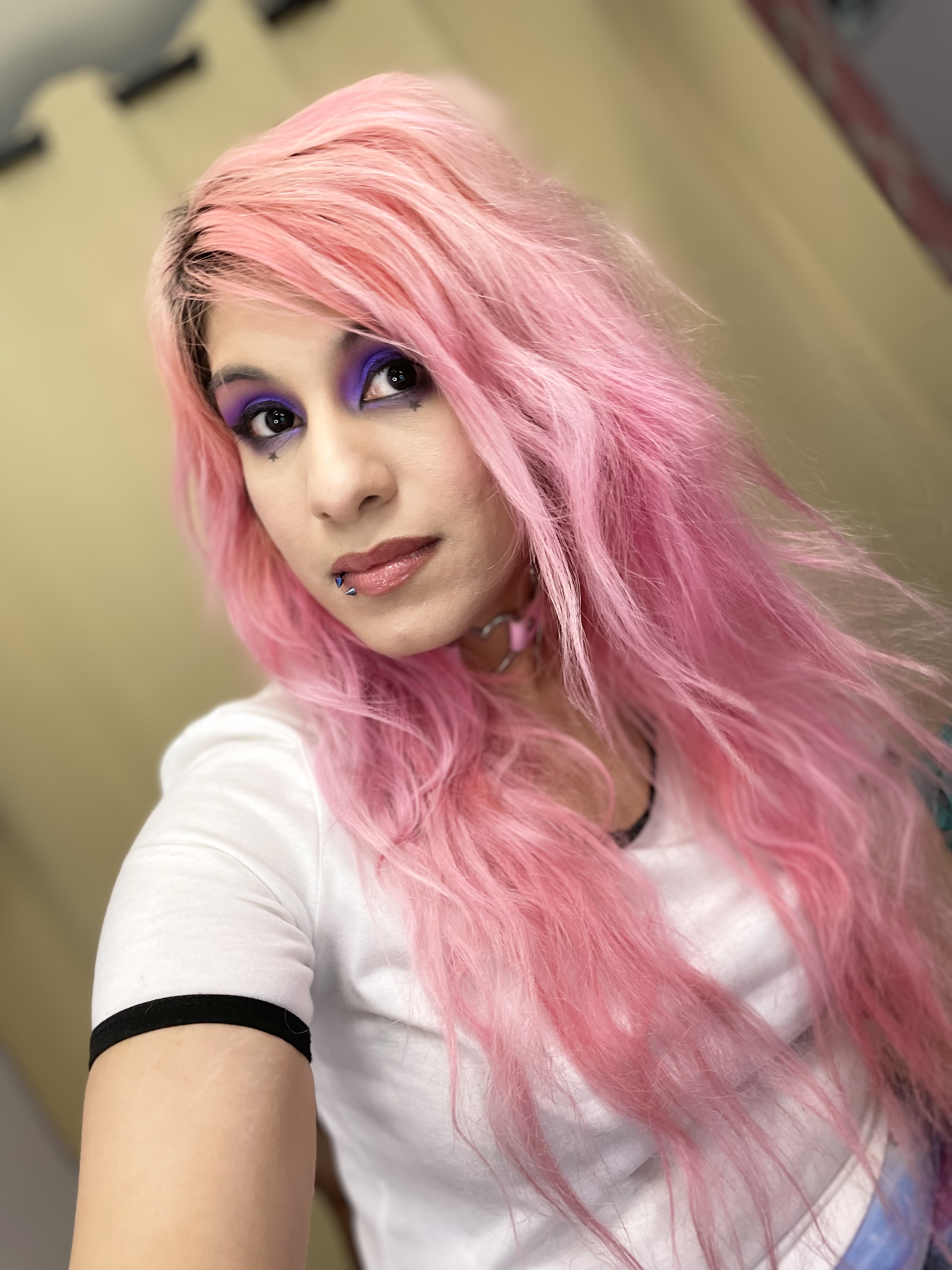 70070576-DF58-4ECB-85B3-C6E948D3DA1E