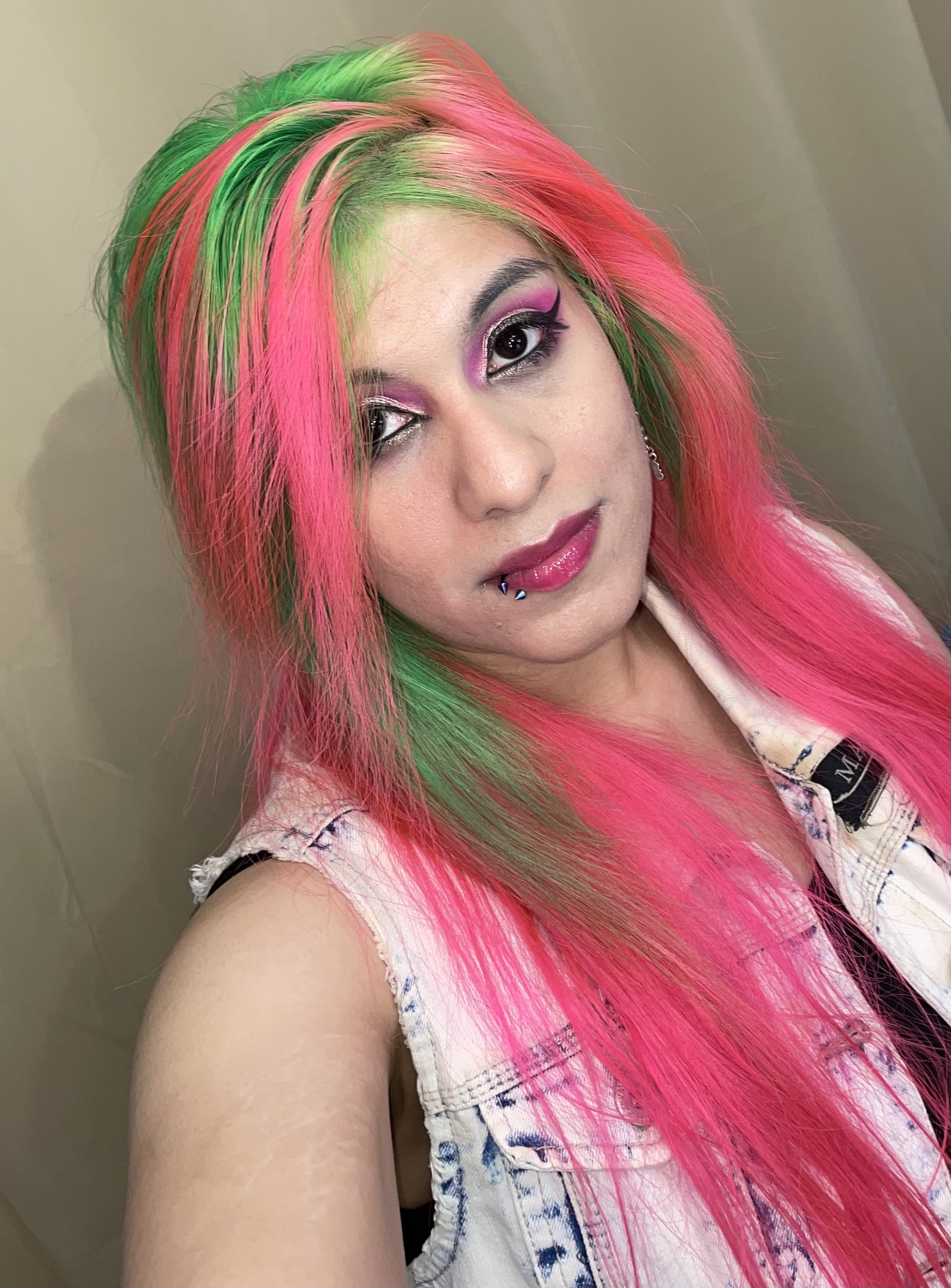 87A78E84-1F44-4619-B448-5A29379960DE