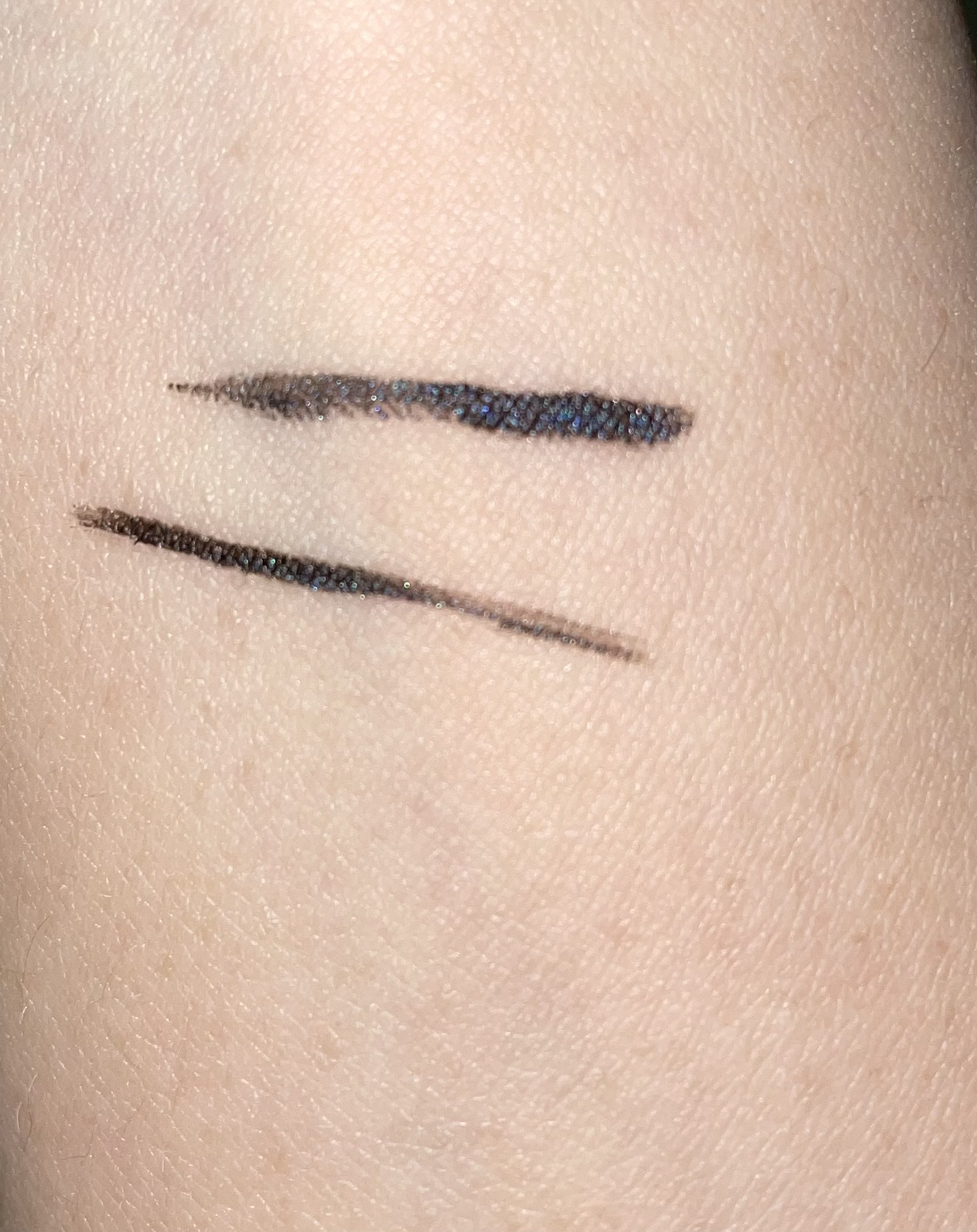 EFED67E3-27F7-4300-95BB-5A86D5E93816