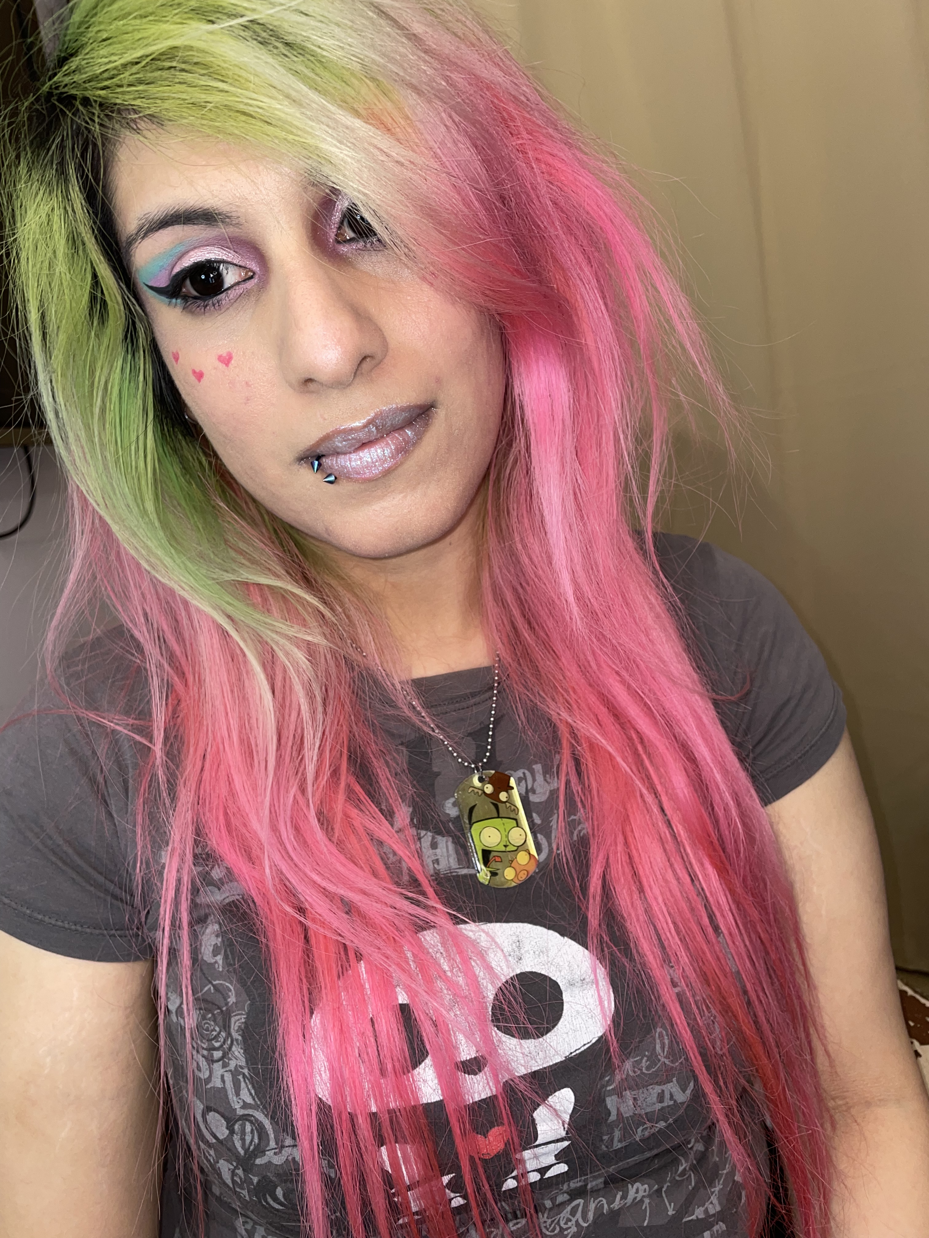 10C7090B-DD24-41AB-84E7-DF509355B9A8