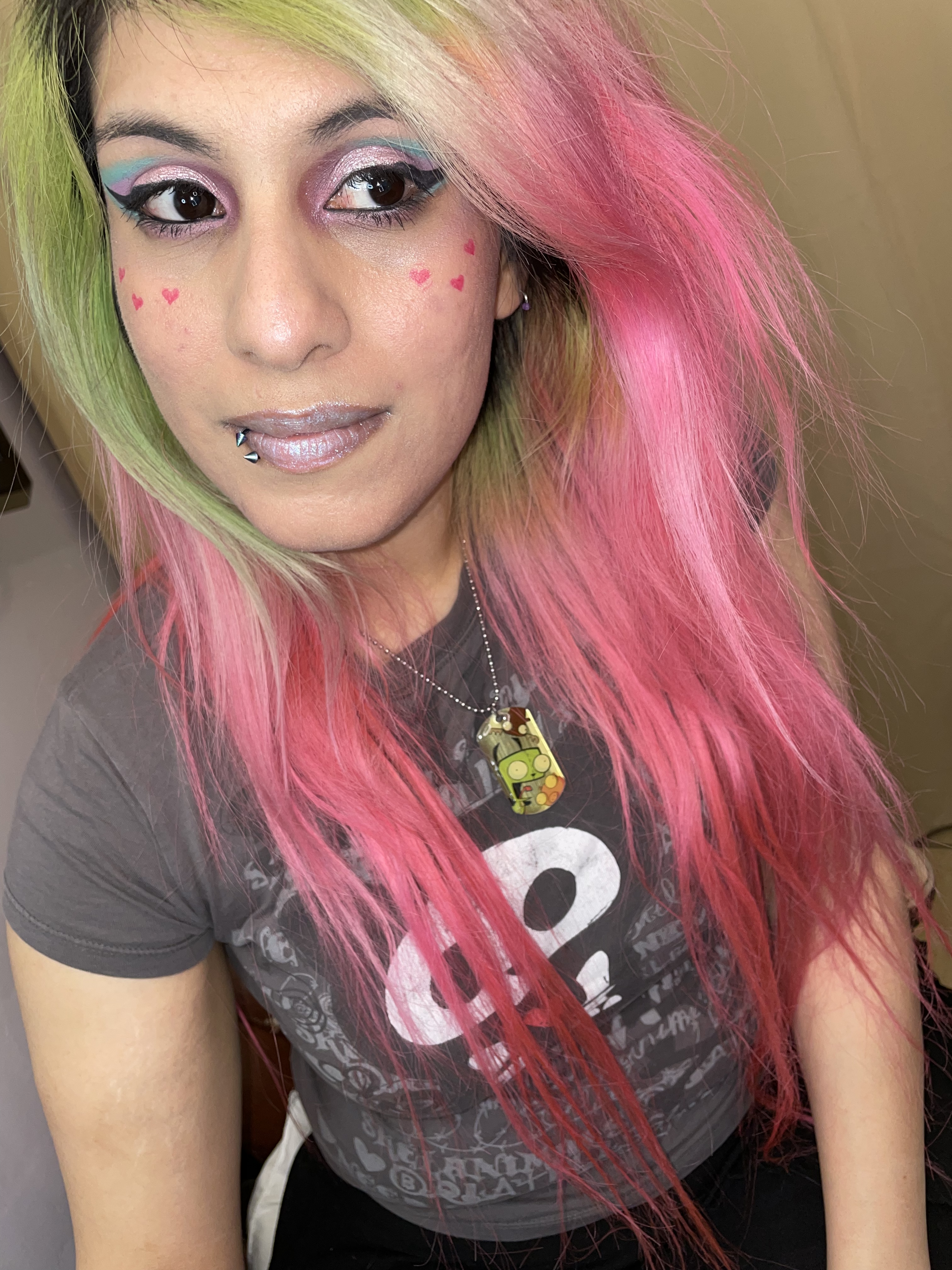 4C9EE0F8-8EBA-44F2-B20C-02879CD71012