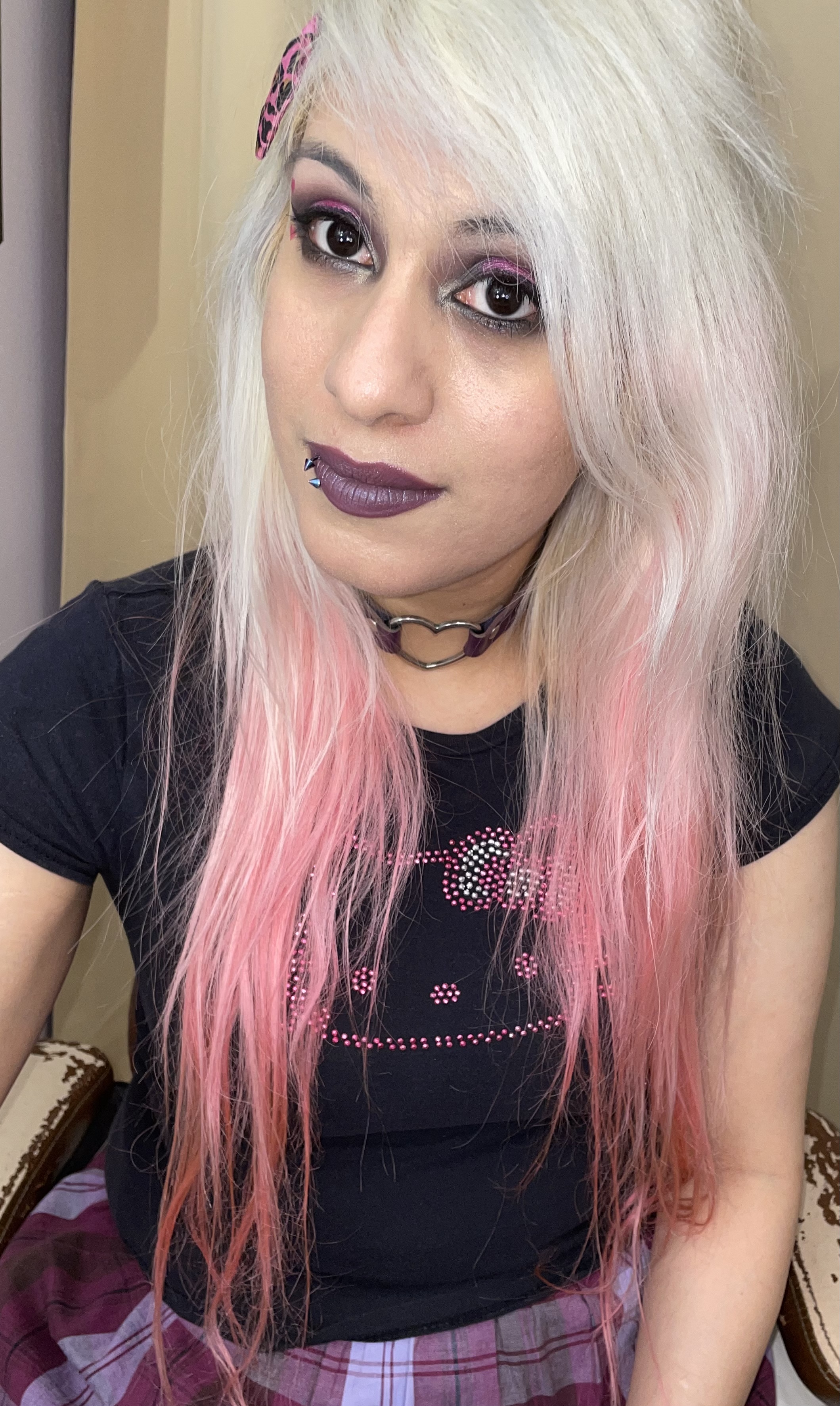 D7690212-945D-4DFC-BD8C-D9368AFDDC81