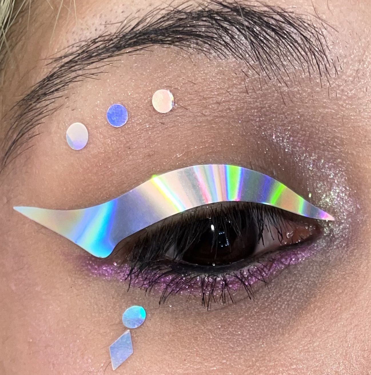 E1CB2B49-12A8-4CE4-9843-DED3F06642A1