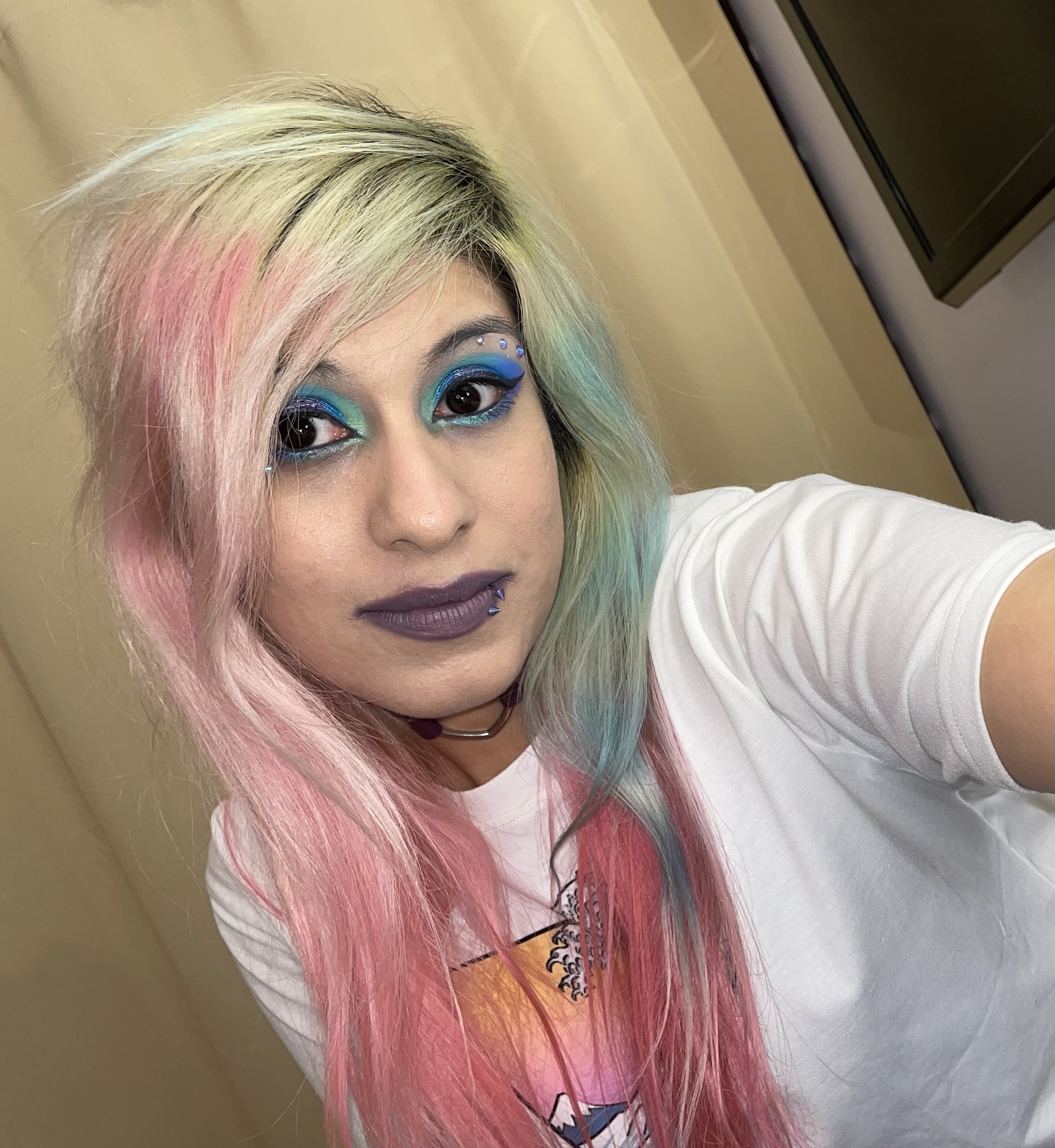 56E1B2C2-19F8-4F2F-B7BF-5951E96CE34B