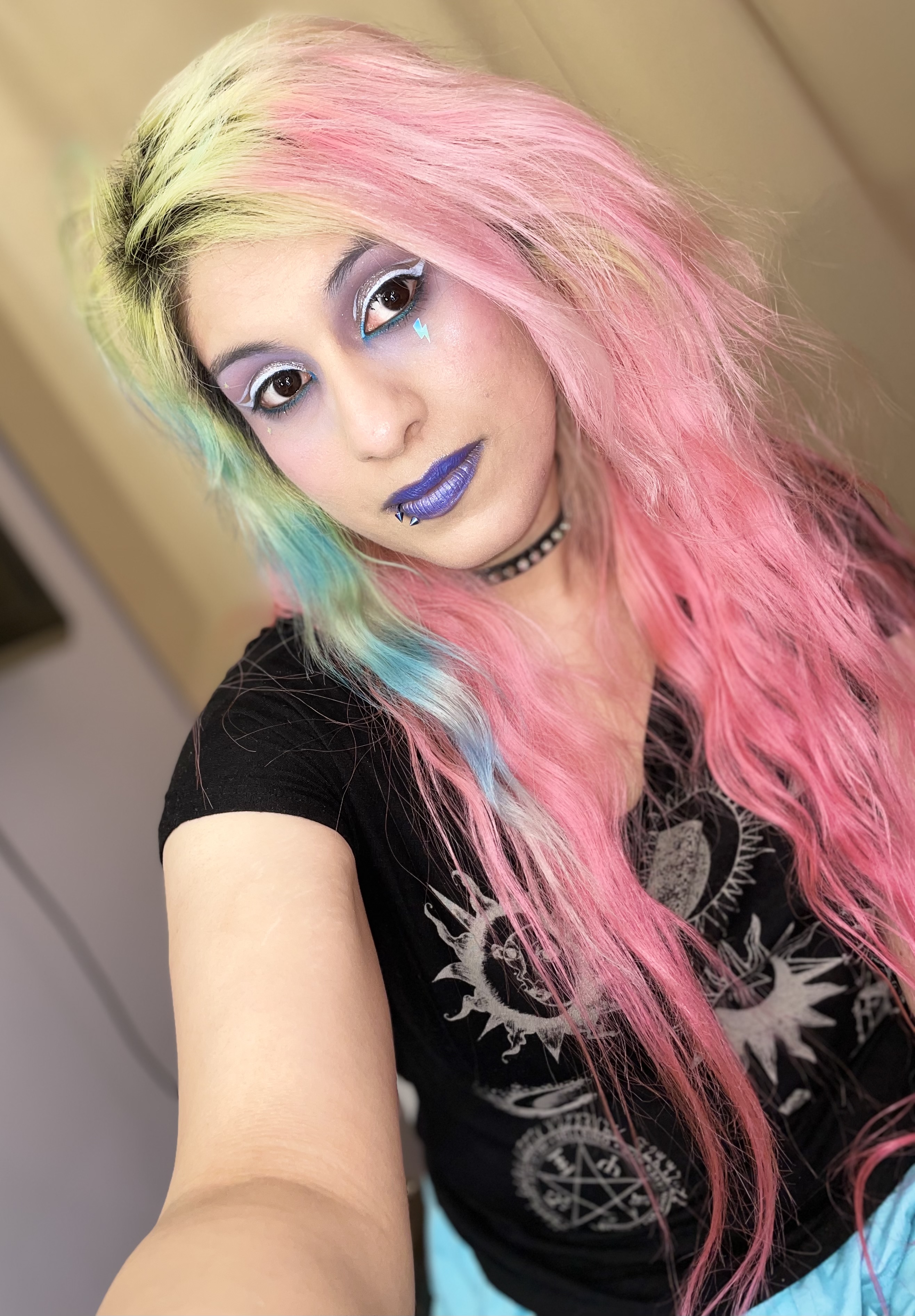 CDF25124-E2D7-4115-8C4B-39704E2B420A