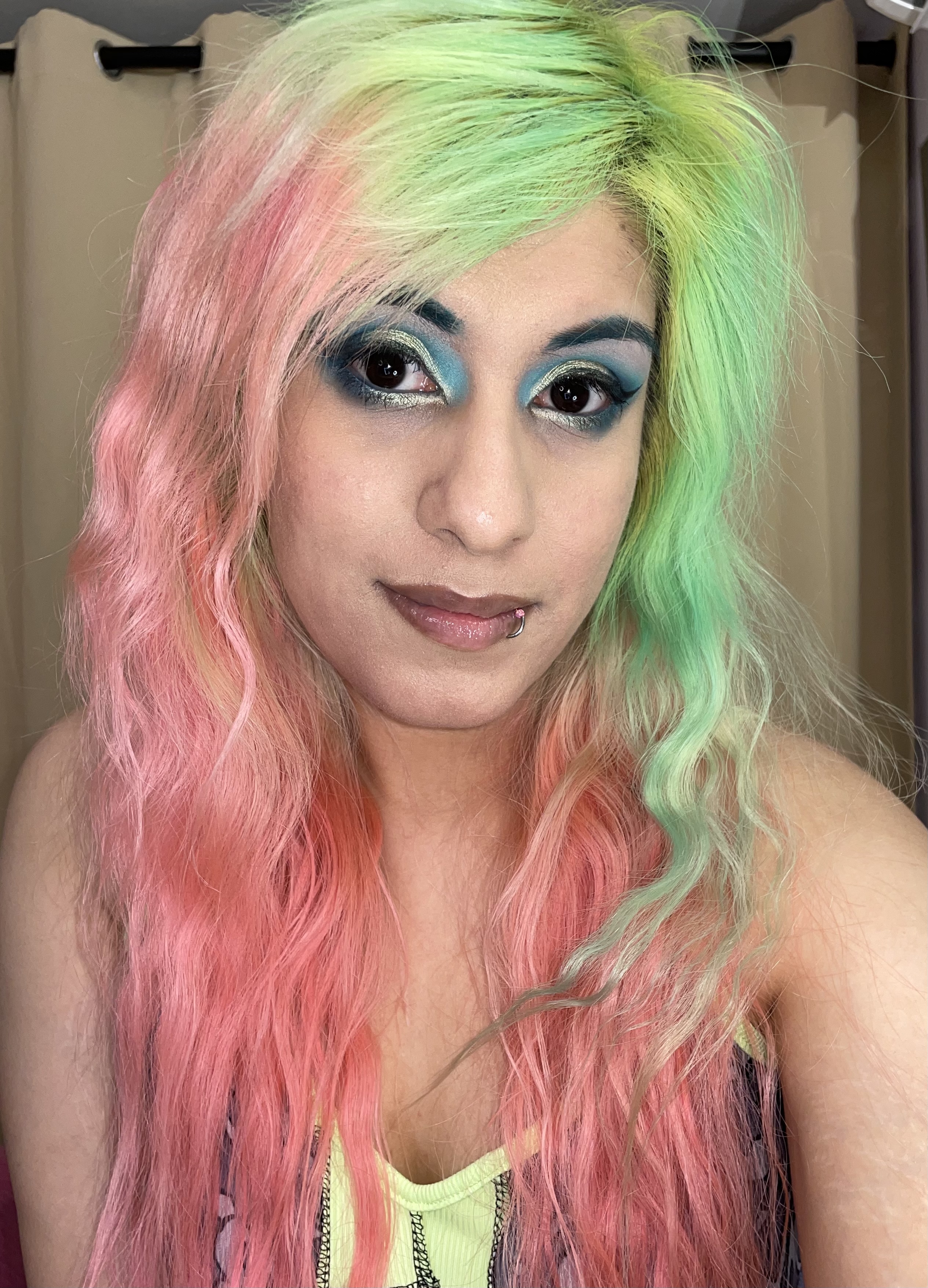 B844CB7D-A57B-4D92-9029-82BF5294971C