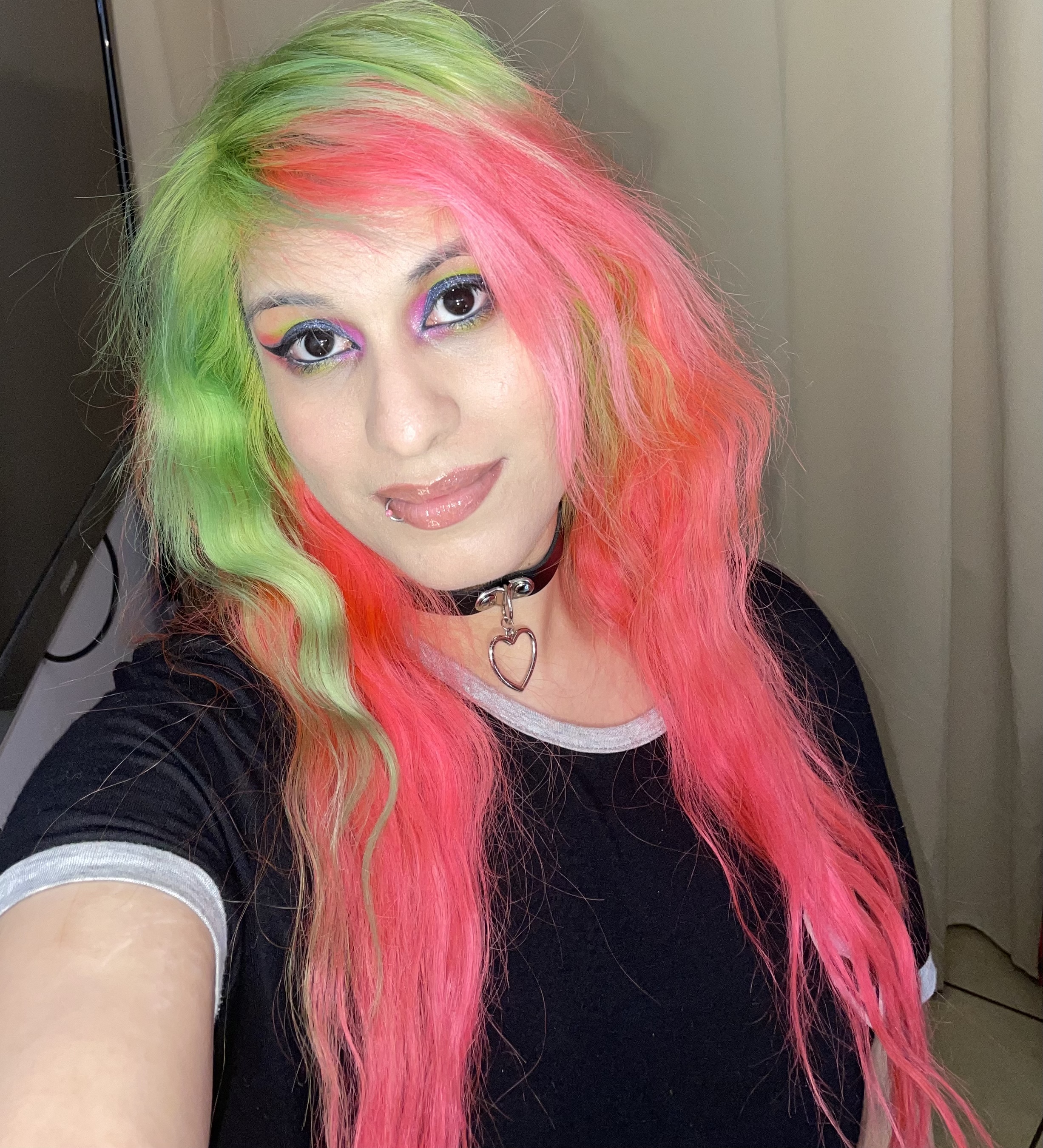 33141267-01A4-4D2D-A1C9-AAAEDBD88C16