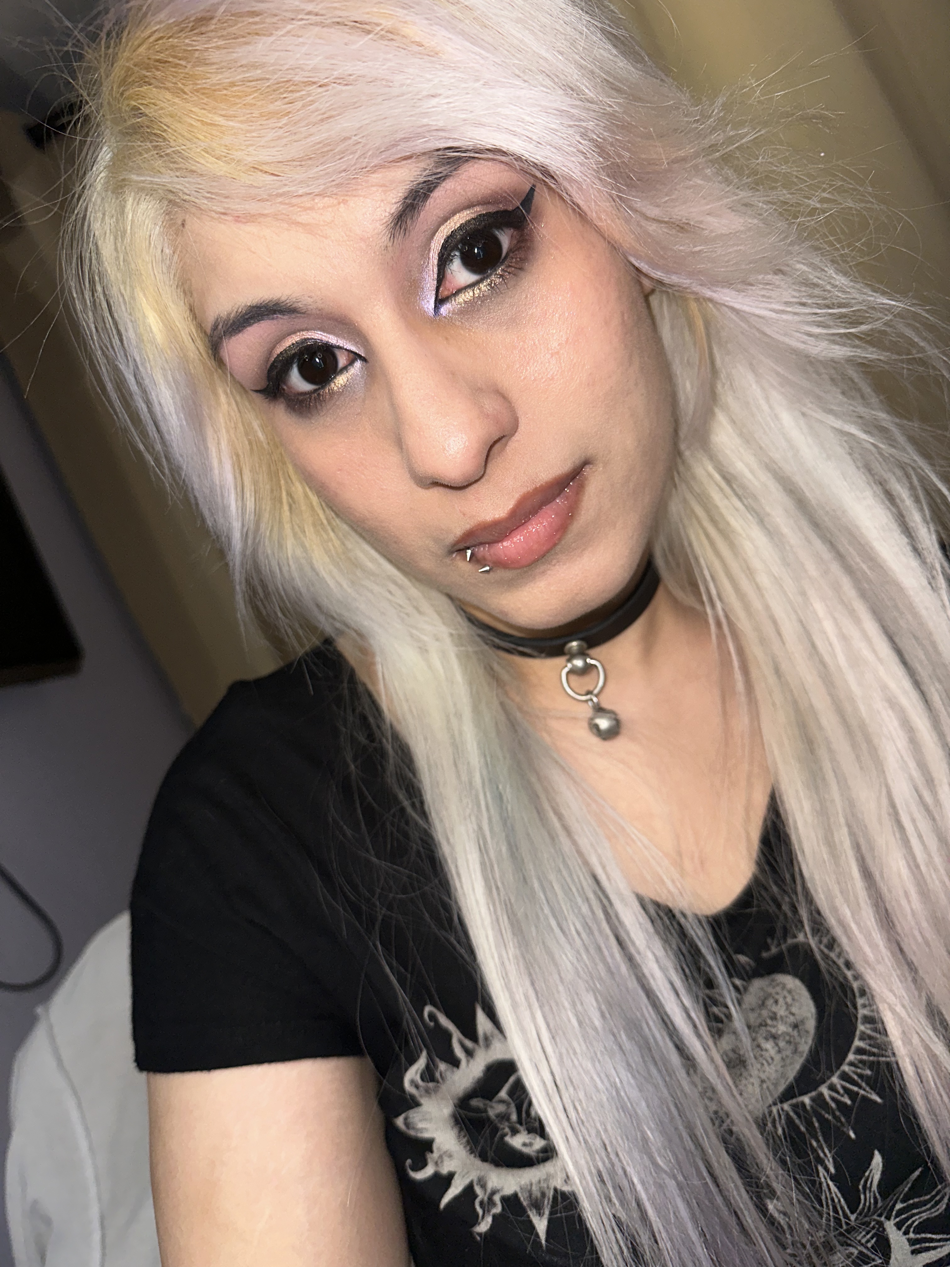 75BA77EA-0BBF-41F4-98B5-569F9031E130