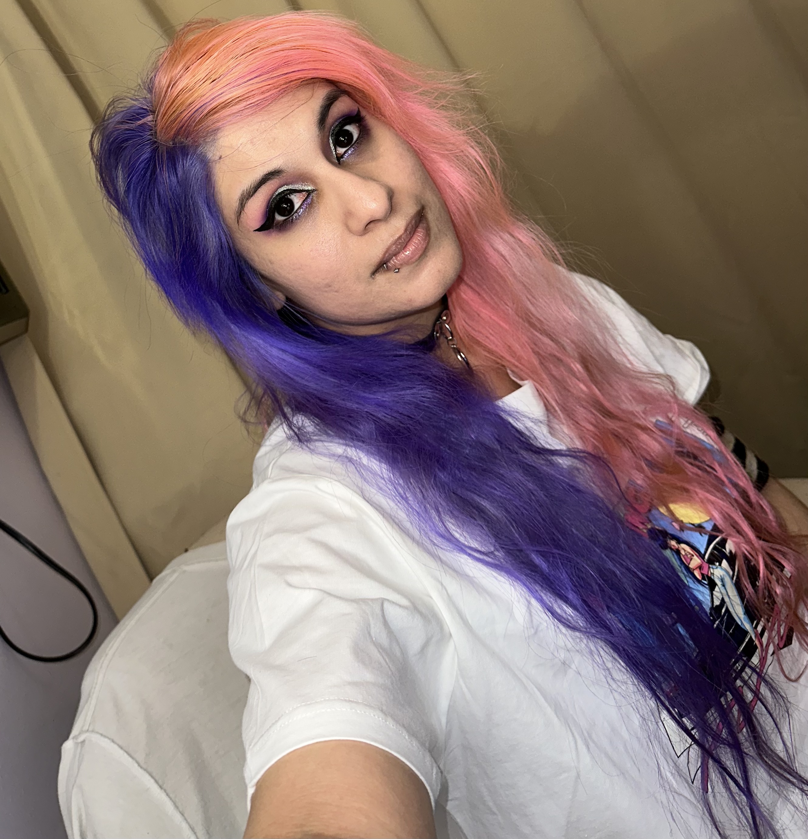 AA772637-8A9D-40E2-BFF1-D8E9A375C438