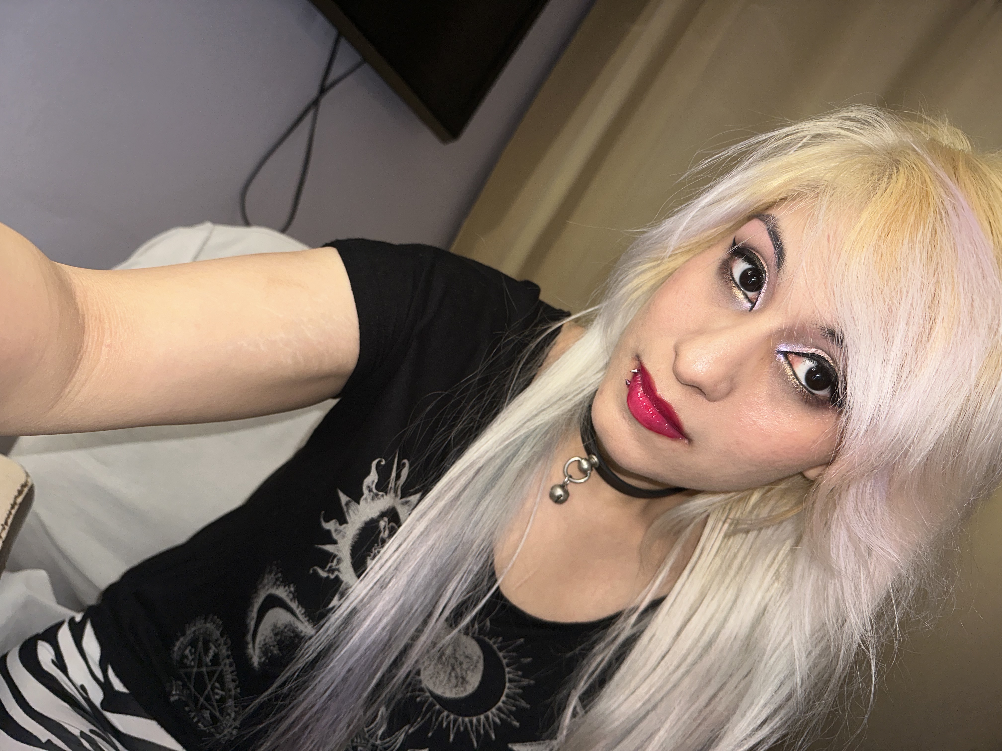 CADB6421-DCF7-48AD-BBB7-518F4C0C0E4C