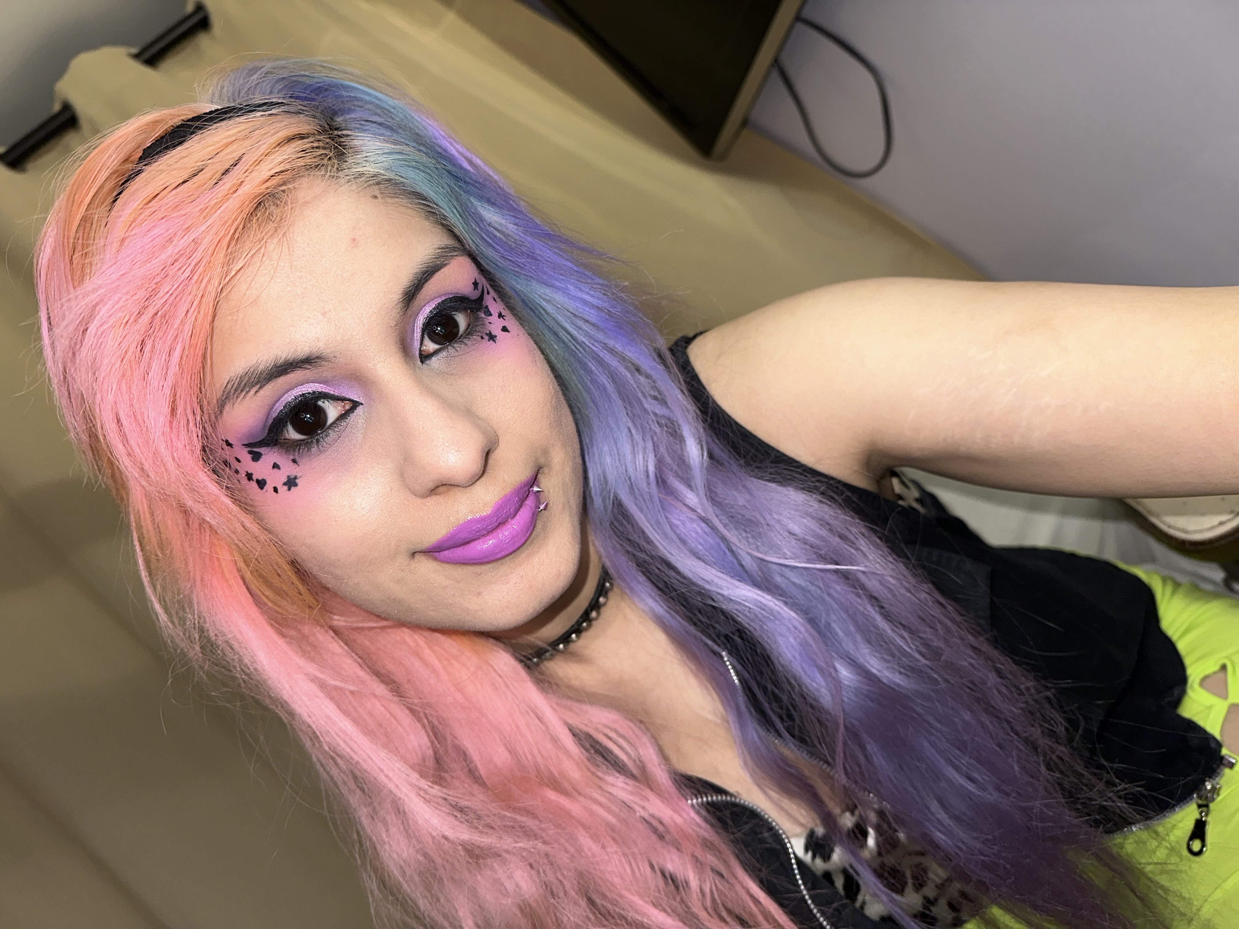 4B5A36B0-1571-4E52-9172-97E7562AA931