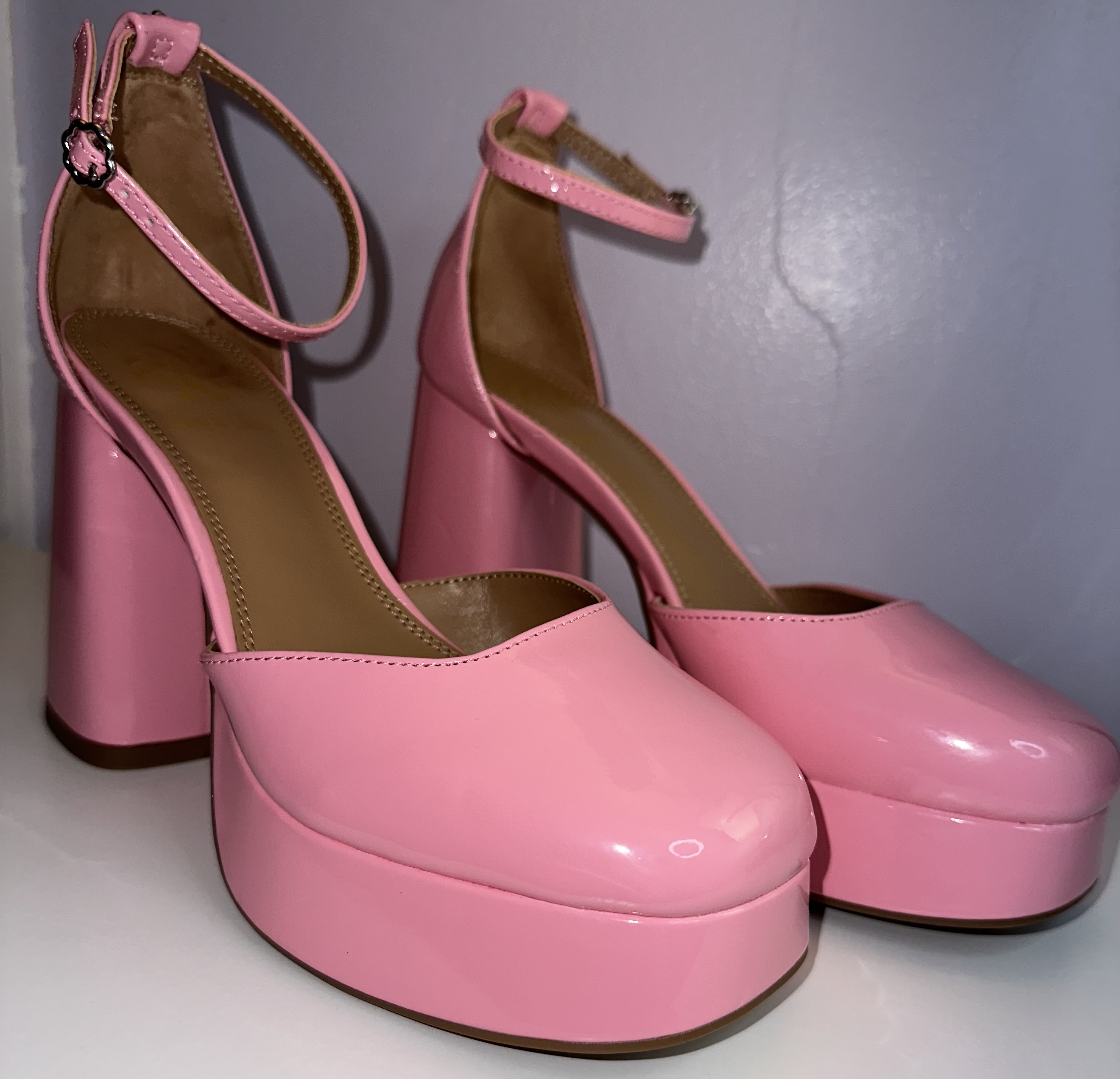 4B1B577A-B1F6-43A2-8CFB-DBF9B070A3AF