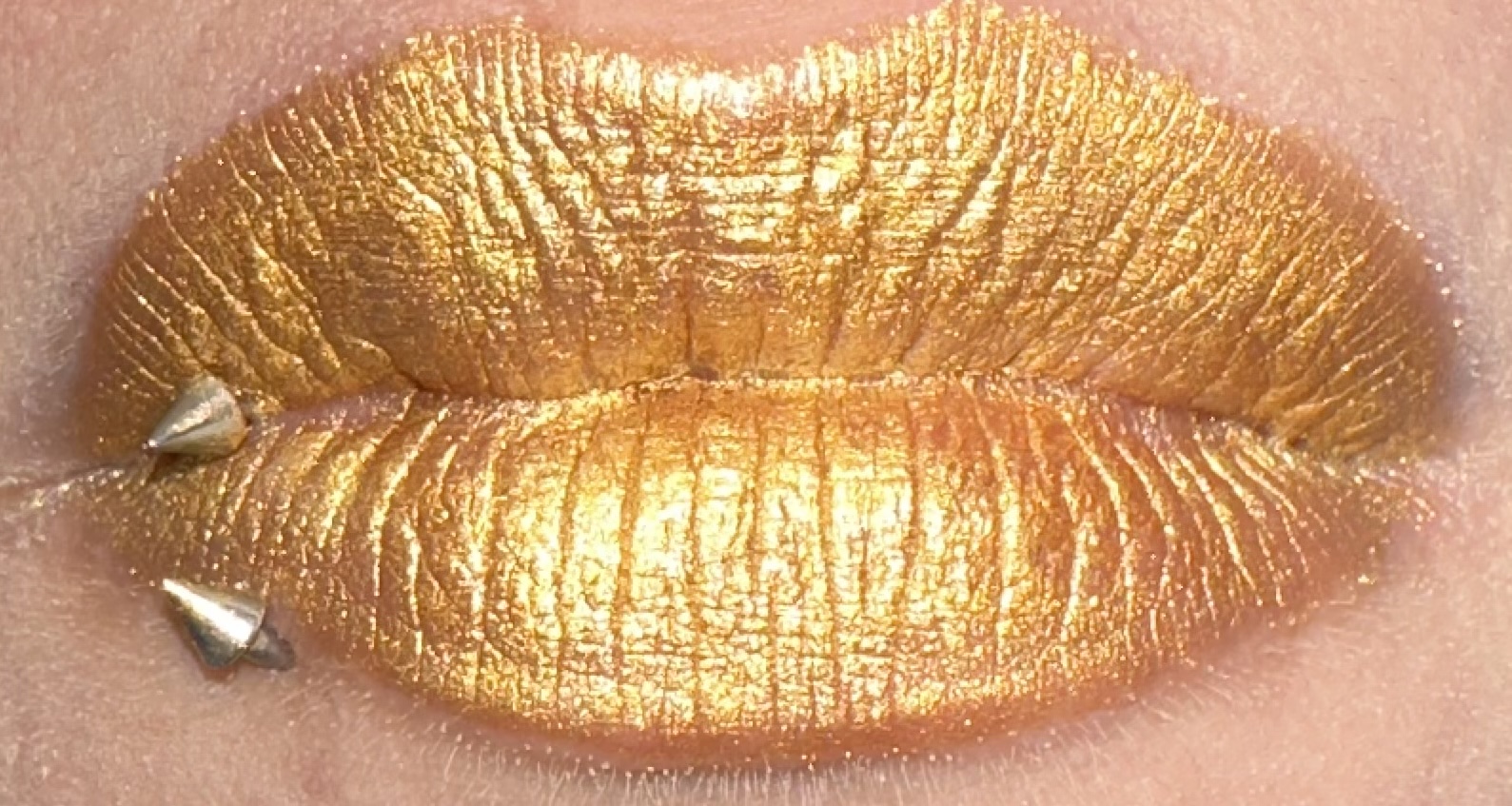 6A3B86CF-9B4E-43A5-B844-44A962B258D0